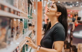 Woman shopping - Photo by Dollar Gill / Unsplash